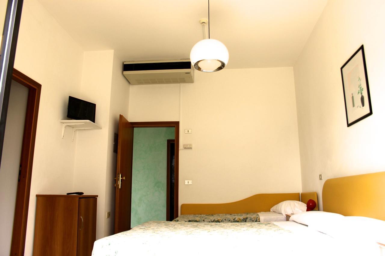 B&B Domus Mea Cesenatico Eksteriør bilde